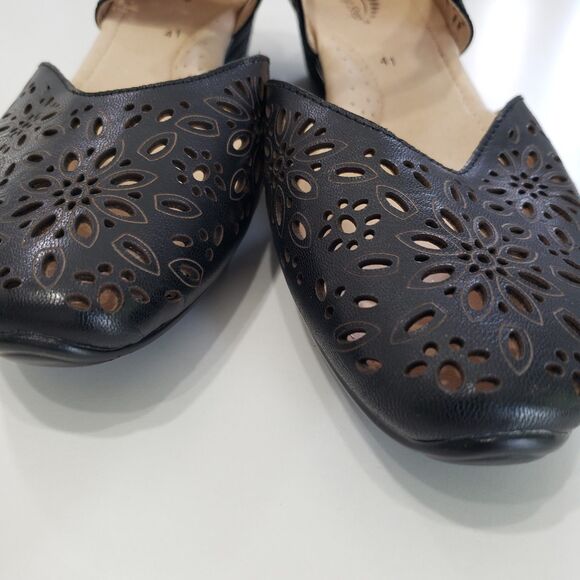 Spring Step Women's Genuine Leather Shoes with Cut-outs, Size 41 - Picture 5 of 8